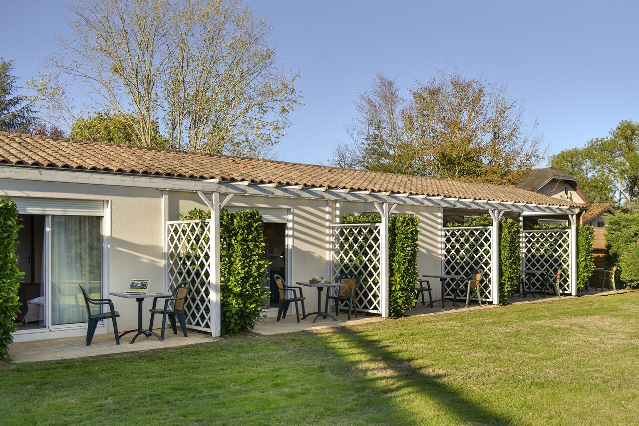 Logis Hotel Val De Vienne Le Vigeant Kültér fotó
