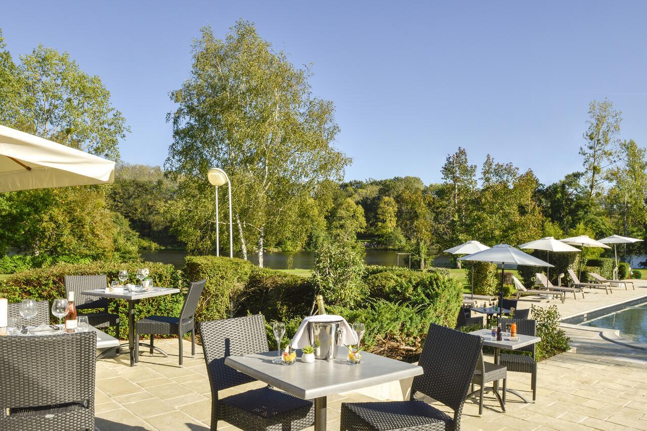 Logis Hotel Val De Vienne Le Vigeant Kültér fotó